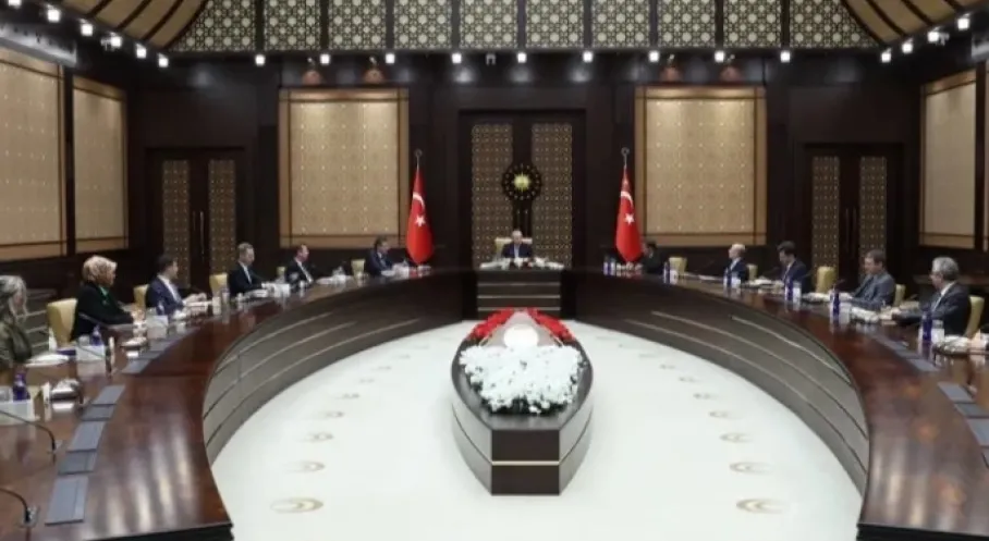 Erdoğan'dan Politika Kurullarına 2028 Hedefi: Yeni Vizyon Hazırlığı Başladı!