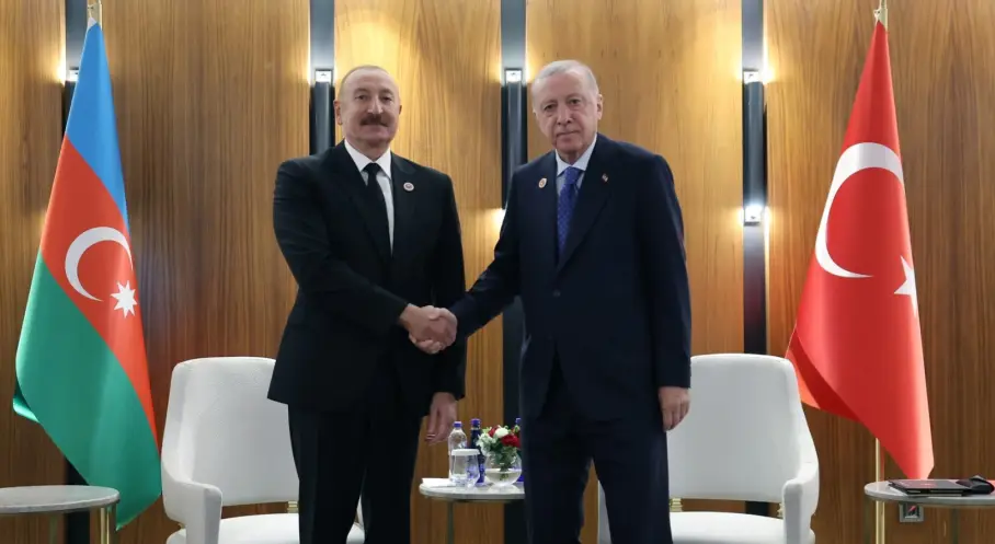 Erdoğan ve Aliyev Bişkek’te Bir Araya Geldi: Gündem Enerji ve Ulaşım