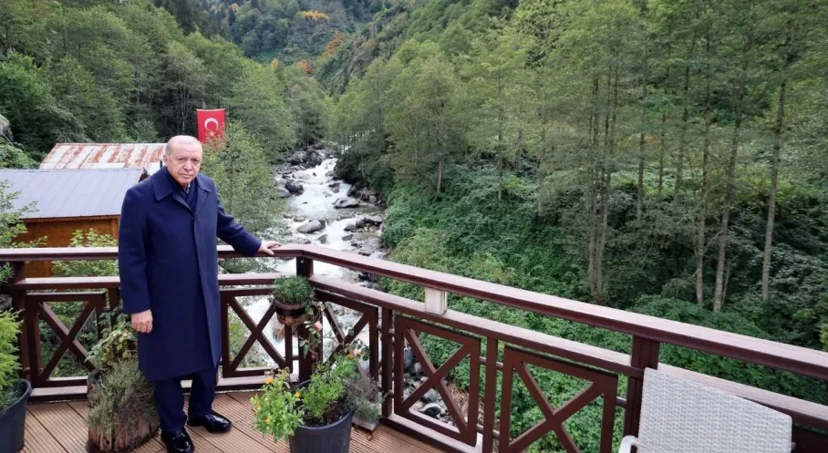 Erdoğan'dan Ayder Yaylası'na Ziyaret: Sel Hasarı Yerinde İncelendi
