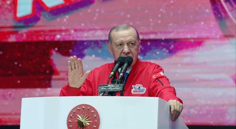 Erdoğan'dan KKTC'de Başörtüsü Çıkışı: 'Dokunan Karşısında Bizi Bulur!'