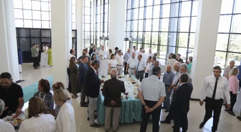 ERÜ'de Kurban Bayramı için düzenlenen bayramlaşma töreni renkli geçti
