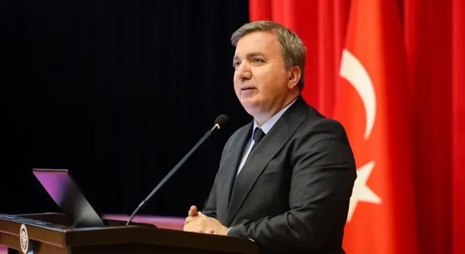 Erzincan Valisi'nden 15 Temmuz Mesajı: 'Zaferin Adı Türkiye'dir!'