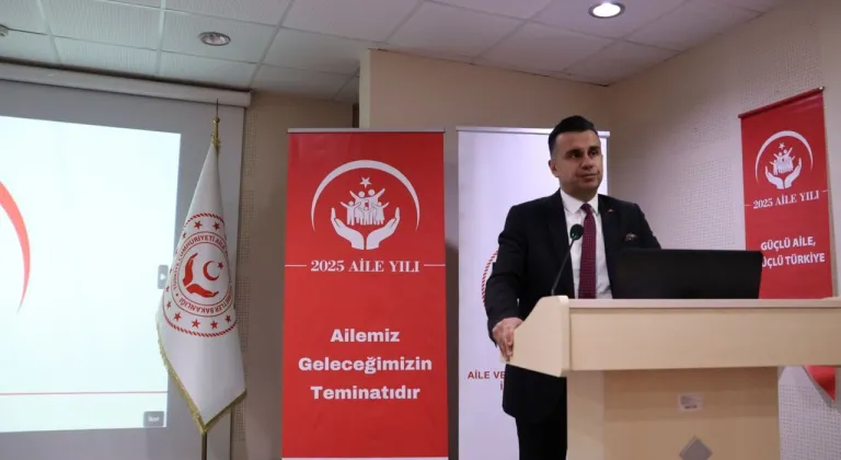 Erzurum'da Dijital Çağda Aile Değerleri Konuşuldu: Bilinçlen, Güçlen, Aktar!