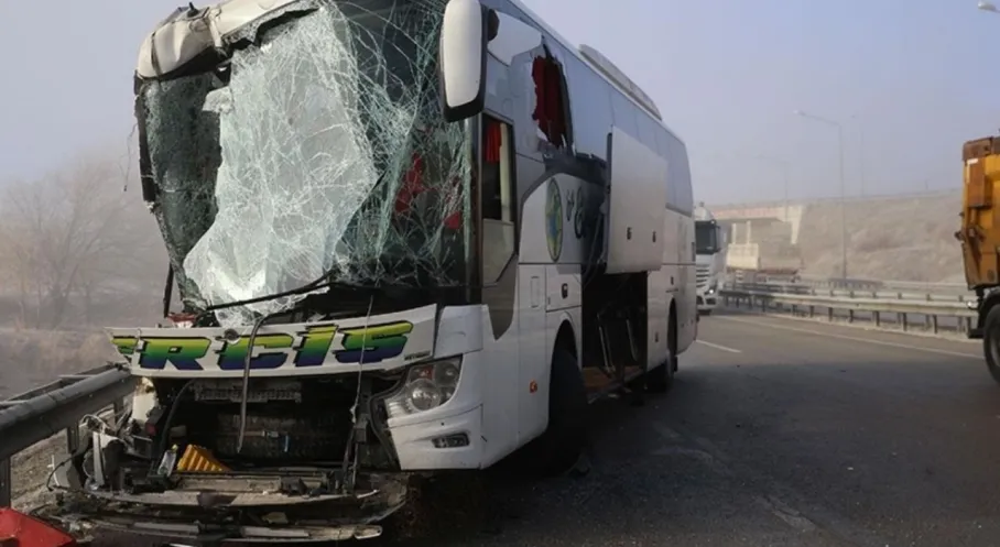 Erzurum'da Feci Kaza! Otobüs ve Tır Çarpıştı: Son Durum ve Yaralılar