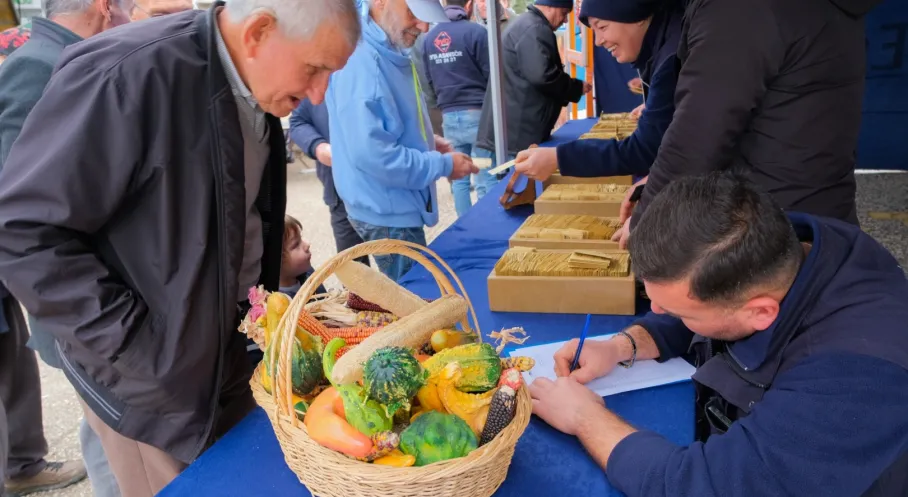 Eskişehir'de Geleceğin Mirası Korunuyor: Yerel Tohum Takas Günleri Coşkusu Başladı!