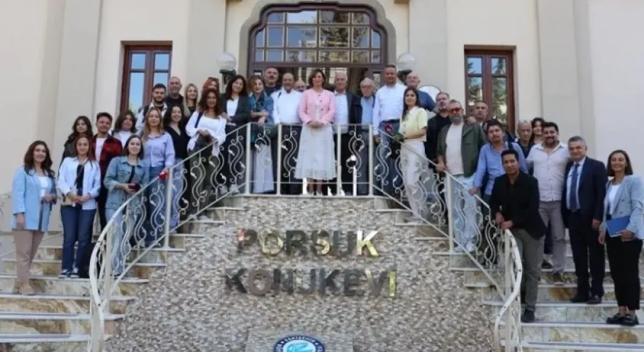 Eskişehir'de Sanat Rüzgarı Esiyor: Tiyatro ve Müzik Şöleni Başlıyor!