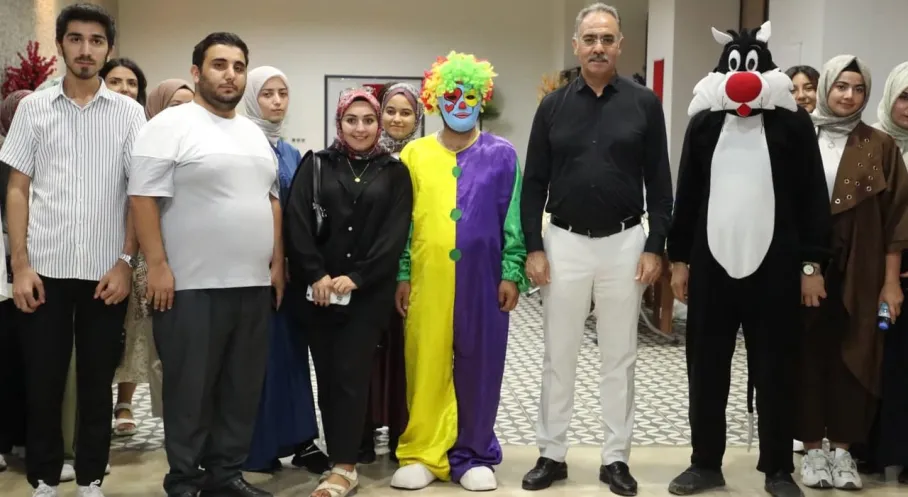 Eyyübiye'den Üniversiteye Uçan Gençlere Destek! Başkan Kuş'tan Müjde!