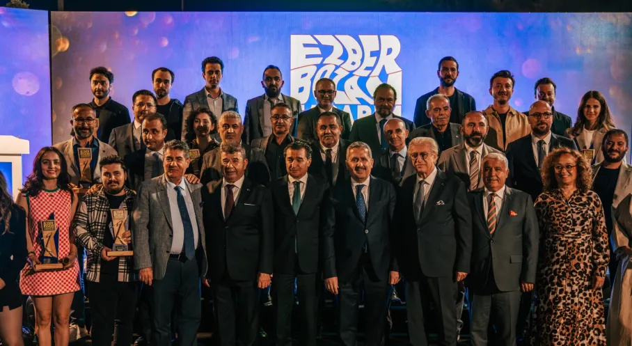 Ezberbozan Tasarım Yarışması: Geleceğin Mobilya Tasarımcıları Şekilleniyor!