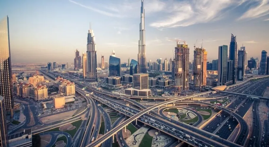 Ezgi Mola Vakası Dubai'yi Parlattı: Türk Yatırımcılar Rotayı Neden Değiştiriyor?