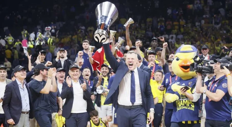 Fenerbahçe Beko EuroLeague Şampiyonu! Tarihi Zafer Abu Dabi'de Geldi