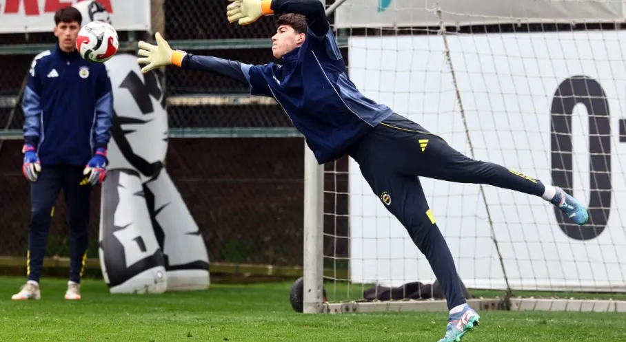 Fenerbahçe'de Şampiyonluk Ateşi Yandı: Can Bartu'da Yoğun Antrenman Fırtınası Başladı!