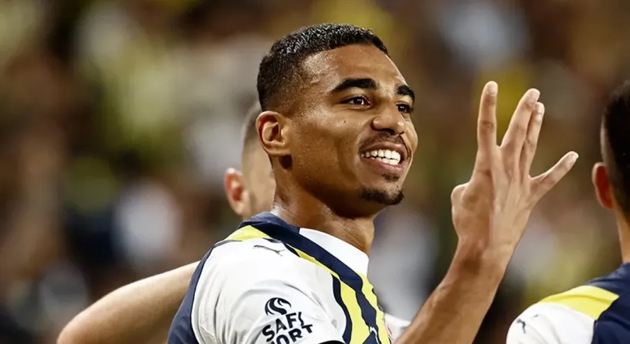Fenerbahçe'de Şok Ayrılık! Djiku'ya Avrupa'dan 3 Dev Talip!