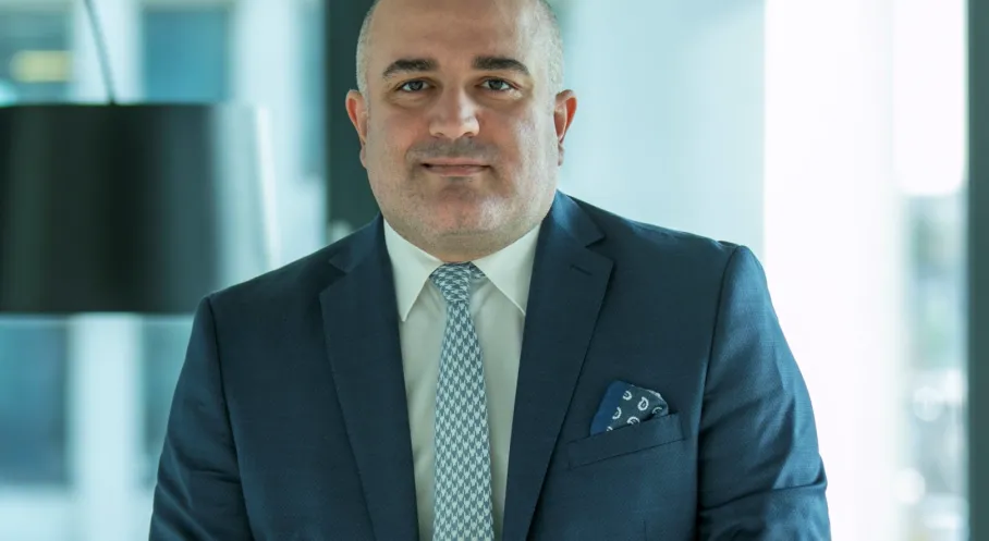 Finans Sektörü CEO'ları Belirsizliğe Rağmen İyimser: Yapay Zeka ve M&A ile 2026 Hedefleri