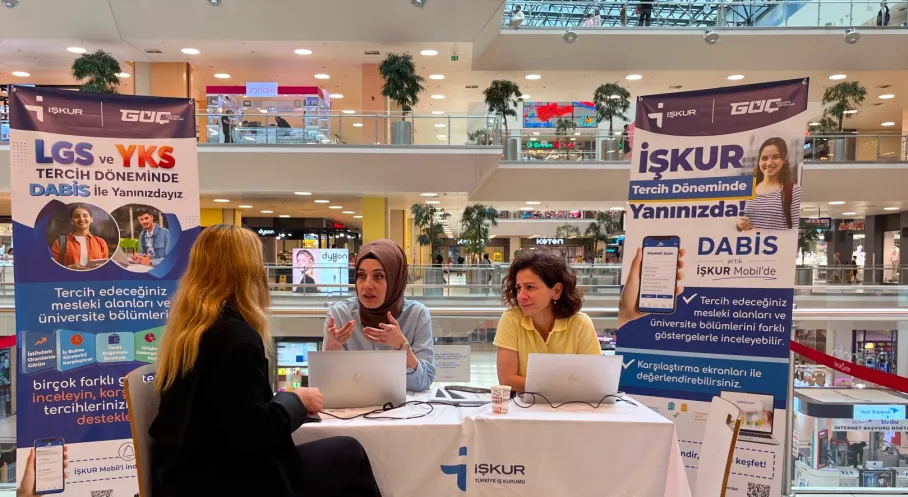 Gebze Center AVM’de Üniversite Adaylarına Ücretsiz Tercih Danışmanlığı Desteği