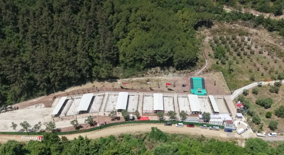 Gemlik’te Barınak Ziyaretçilere Hep Açık