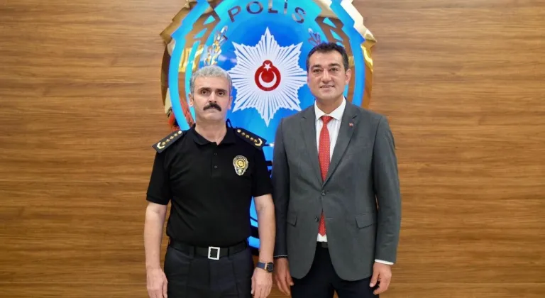 Giresun Belediye Başkanı Fuat Köse Polis Teşkilatı için Övgü Dolu Mesaj Verdi