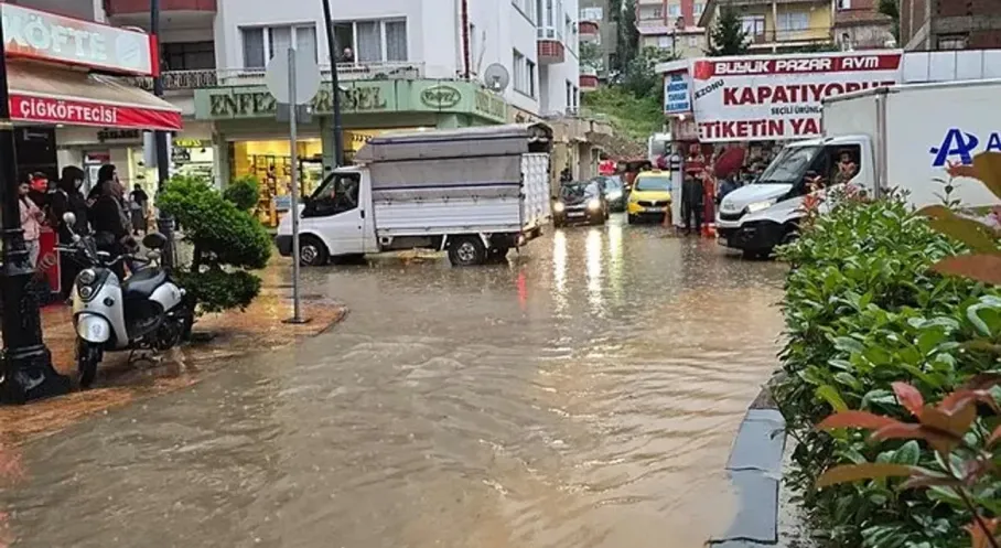 Giresun Bulancak'ta Şiddetli Yağış Hayatı Felç Etti!
