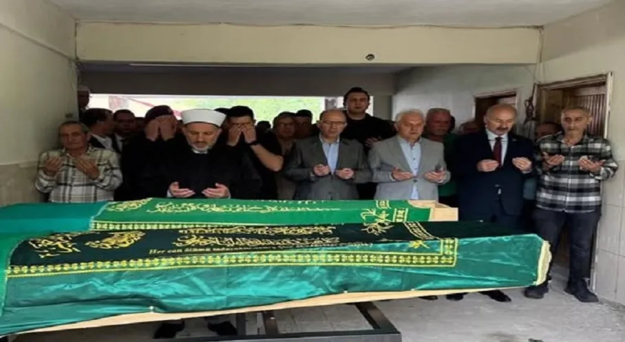 Giresun'da Kan Donduran Cinayet: İki Kız Kardeş Gözyaşlarıyla Toprağa Verildi!