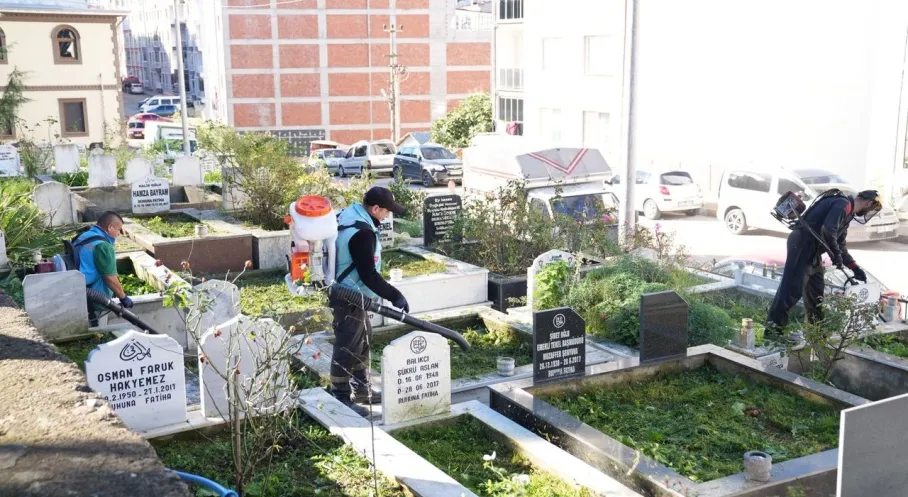 Giresun'da Mezarlıklarda Temizlik Seferberliği! Vatandaşlar Rahat Bir Nefes Alacak