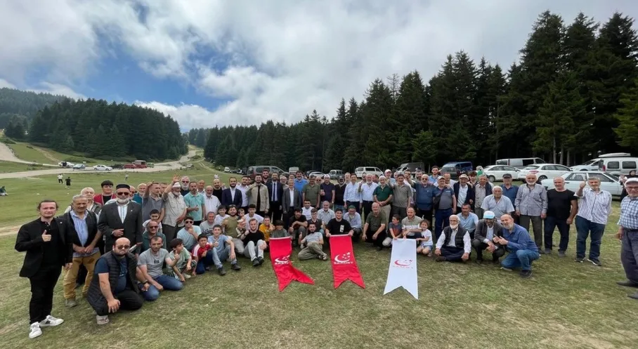 Giresun'da Milli Görüş Rüzgarı: Kümbet Yaylası Buluşması Coşkusu!
