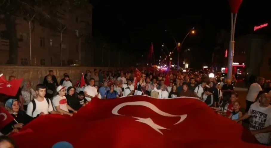 Gölcük'ten Demokrasiye Güçlü Destek: 15 Temmuz Anma Töreni