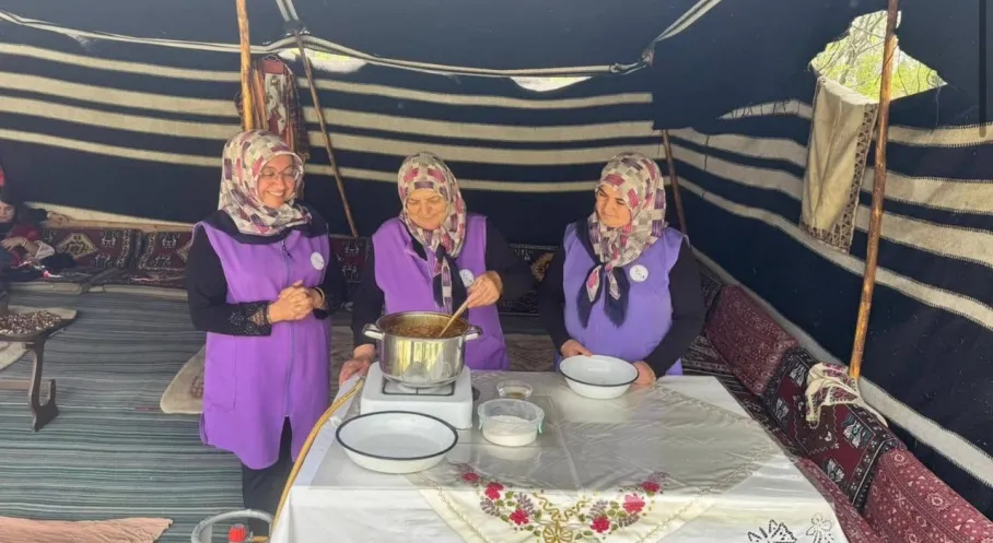 Gönen'in Çakal Helvası Türk Mutfağı Haftası'nda Yıldız Gibi Parladı!