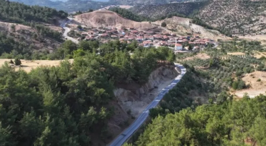 Gördes'te 30 Yıllık Yol Çilesi Sona Erdi! İşte Detaylar