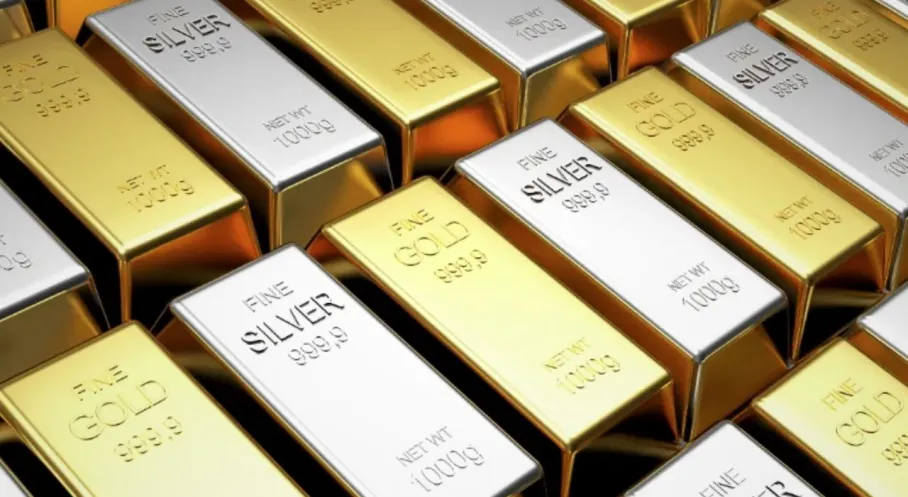 Gümüş Tarihi Rekorunu Kırdı: Ons Fiyatı 103 Doları Aşarak Yatırımcıları Şaşırttı!