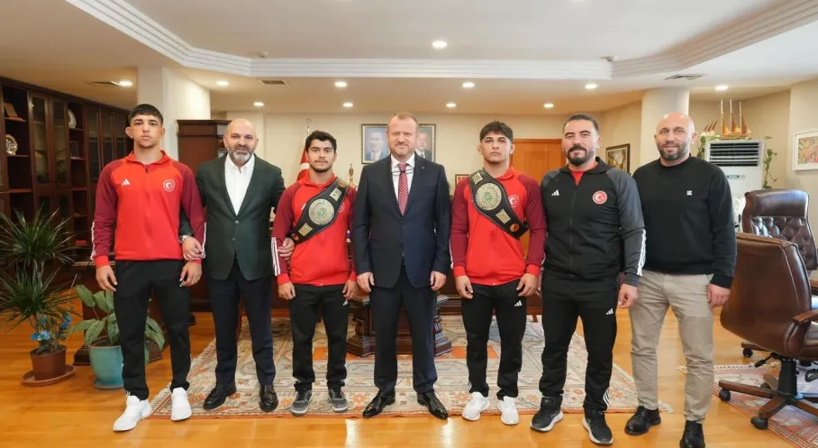 Güreş Şampiyonları RTÜK'te: Milli Gurur Ziyareti!