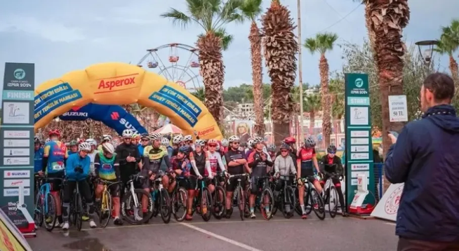 Gran Fondo İzmir 2025: Bisiklet Tutkunları Sığacık'ta Buluşuyor!