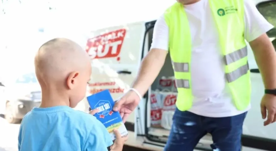 Antalya'da Halk Süt Projesi Rekor Kırdı! On Binlerce Çocuğa Umut Işığı