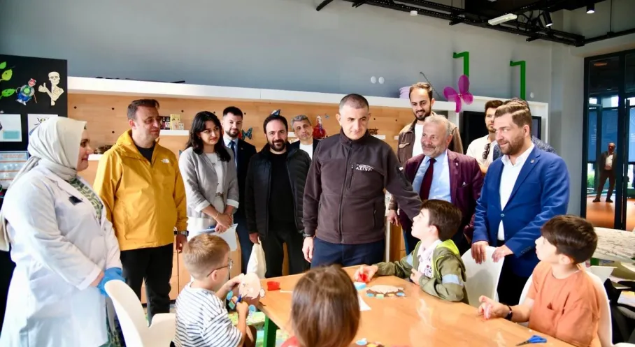 Haluk Bayraktar'dan Babasının Adını Taşıyan Bilim Merkezine Ziyaret!