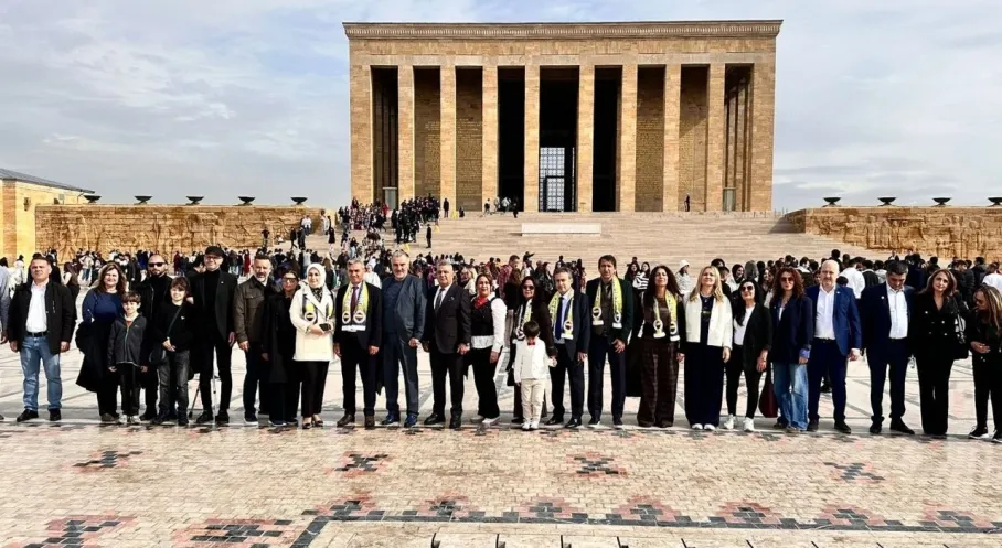 Hamburg Fenerbahçelilerden Anlamlı Ziyaret: Anıtkabir'den Yozgat'a Çocuklar İçin Umut Yolculuğu!