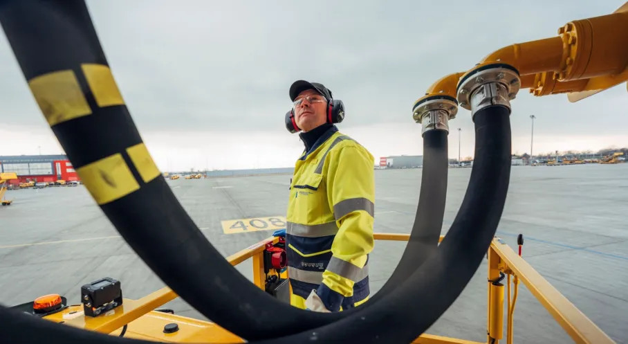 Havacılıkta Yeşil Dönüşüm Hız Kesmiyor: DHL ve IAG Cargo'dan Milyon Tonluk Karbon Azaltımı Müjdesi!