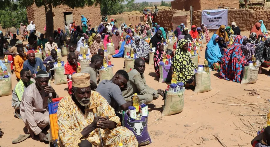 Help Yetim'den Nijer'e Umut Işığı: Yüzlerce Yetime Yardım Eli!