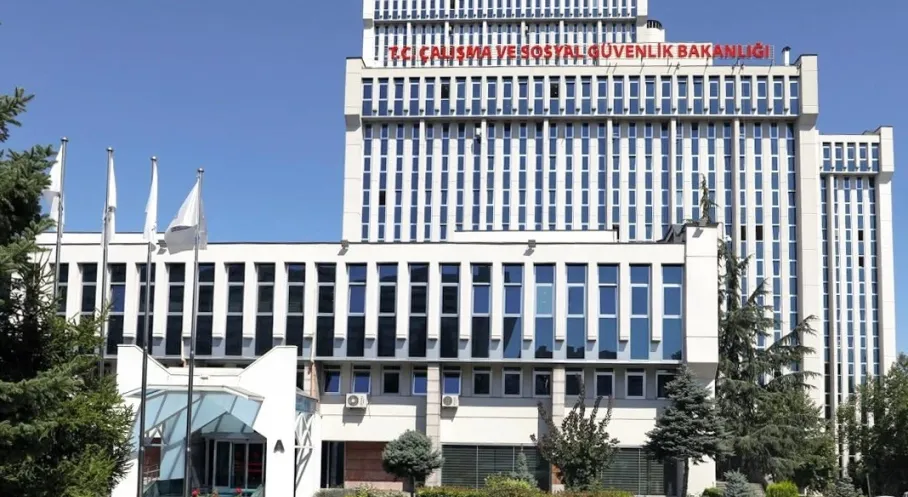 SON DAKİKA: Kamu Hizmet Kollarında Büyük Değişiklik! Resmî Gazete'de Yayımlandı, Hangi Kurumlar Hangi Kola Eklendi?