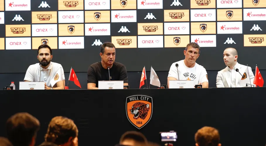 Hull City ve Corendon Airlines İş Birliğini Güçlendirdi! Kaplan Uçakla İstanbul'a Çıkarma