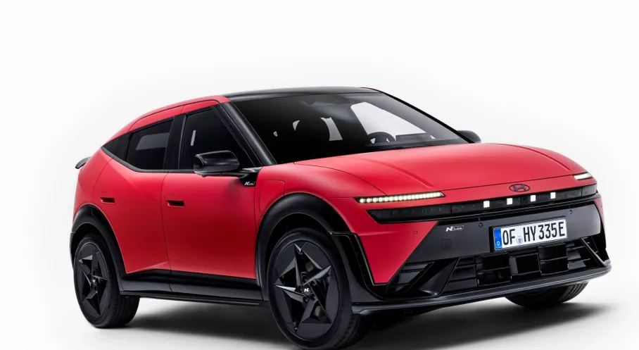 Hyundai IONIQ 3 Milano'da Göz KAMAŞTIRDI: İşte Türkiye'de Üretilecek Yeni Elektrikli Yıldızın Tüm Detayları!