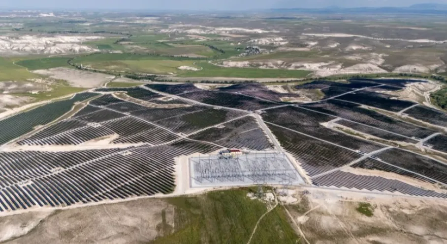 İGA İstanbul Havalimanı'ndan Dev Hamle: Elektriğinin Tamamını Güneşten Karşılayan İlk Mega Havalimanı Oldu!