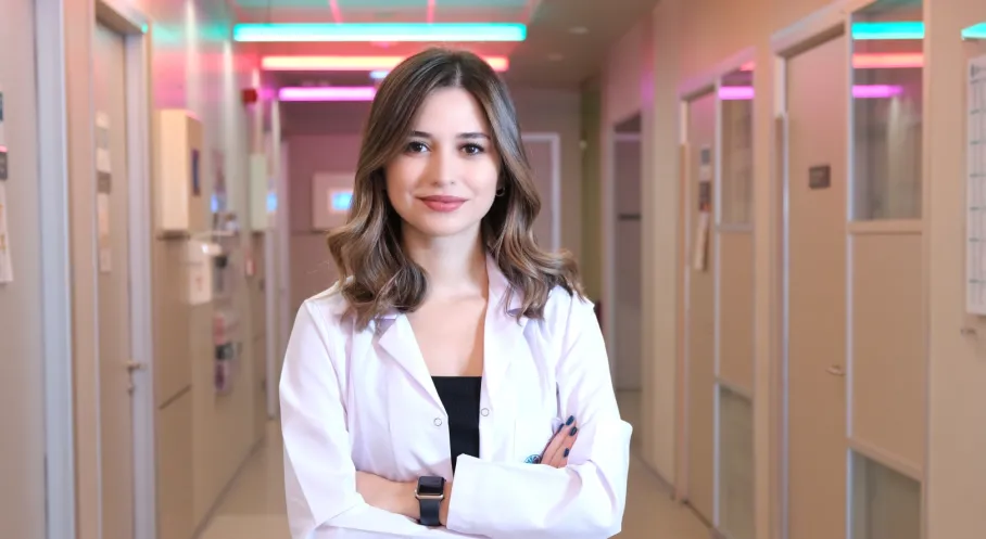 İlişkilerde Dadı Sendromu: Kadınlar Neden Yalnız Kalıyor?