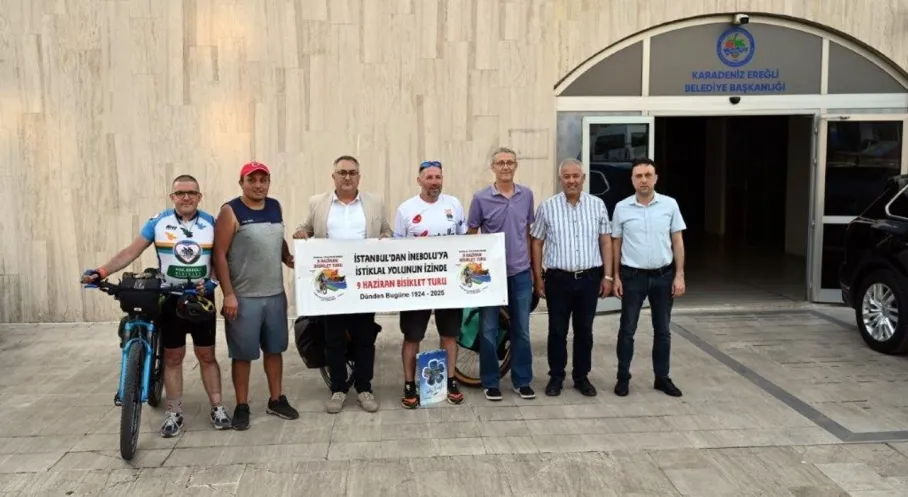 İnebolu'ya Pedal Çeviren Bisikletçiler Kdz. Ereğli'de! Milli Mücadele Ruhu Canlandı