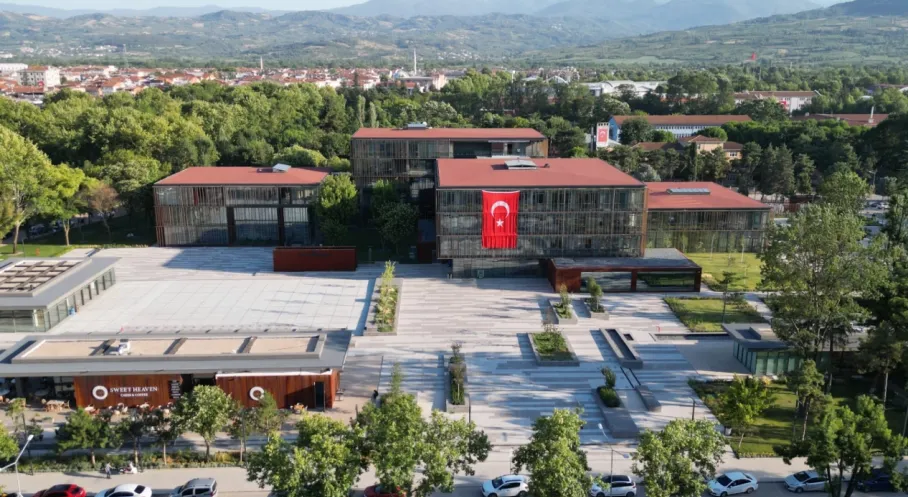 İnegöl Belediyesi'nden Kapsamlı Bayram Hazırlığı: Huzurlu ve Sorunsuz Bir Tatil İçin Tüm Detaylar!