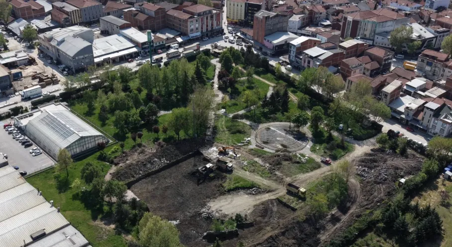 İnegöl Botanik Park'ta Dev Dönüşüm: Nikah ve Etkinlik Salonları Yolda!
