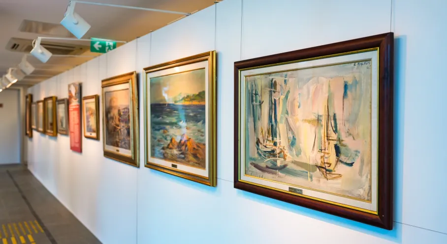 İş Sanat'tan Gelibolu'ya Sanat Ziyareti: 'Mavinin İzinde' Sergisi Büyük İlgi Gördü!
