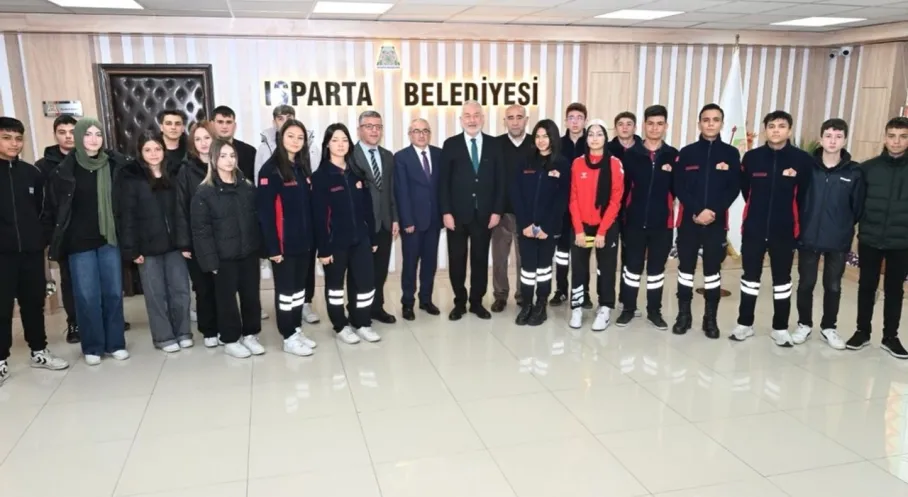 Isparta Meslek Liselilerinden Başkan Başdeğirmen'e Teşekkür ve Kritik Staj Çağrısı: Dünya 5.'si Milli Sporcu Detayları Paylaştı!