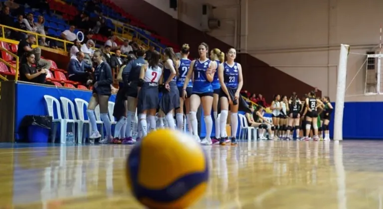 Isparta Voleybol Coşkusu: Yıldız Kızlar Türkiye Yarı Finalleri Başladı!