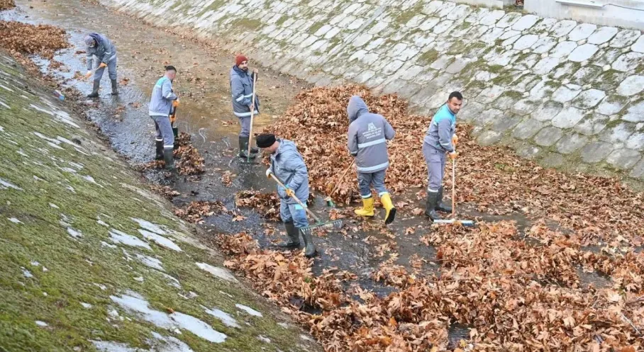 Isparta'da Çayboyu Kanalı Temizleniyor! İşte Detaylar