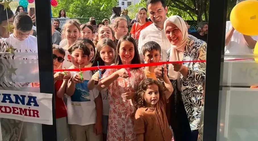 Isparta'da Çocukların Yeni Gözdesi: Elma Kurdu Gelişim Atölyesi Açıldı!