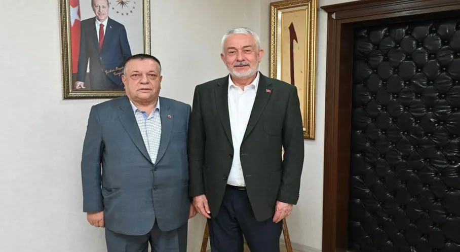 Isparta'da Emeklilerden Başkan Başdeğirmen'e Hizmet Teşekkürü!