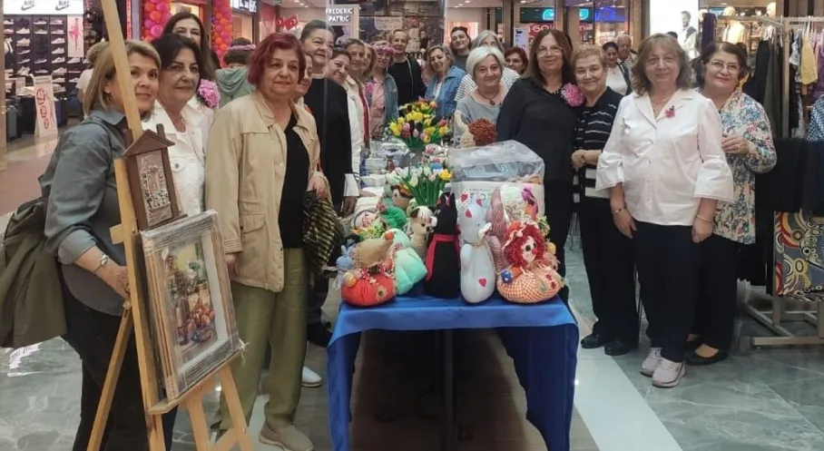 Isparta'da İhtiyaç Sahibi Öğrenciler İçin Kermes Sevinci!